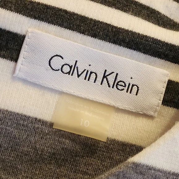 ℰ𝓁ℯℊ𝒶𝓃𝓉, 𝒮𝓉𝓇𝒾𝓅ℯ𝒹, 𝒲𝒽𝒾𝓉ℯ & ℬ𝓁𝒶𝒸𝓀 𝒟𝓇ℯ𝓈𝓈 - Picture 5 of 5